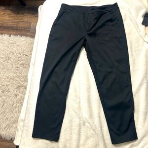 LULULEMON- Black Athletic Pants